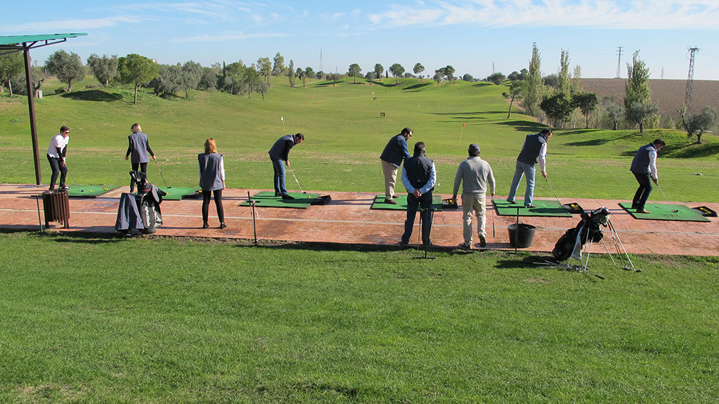 Bautismo de golf de la empresa Dental Center